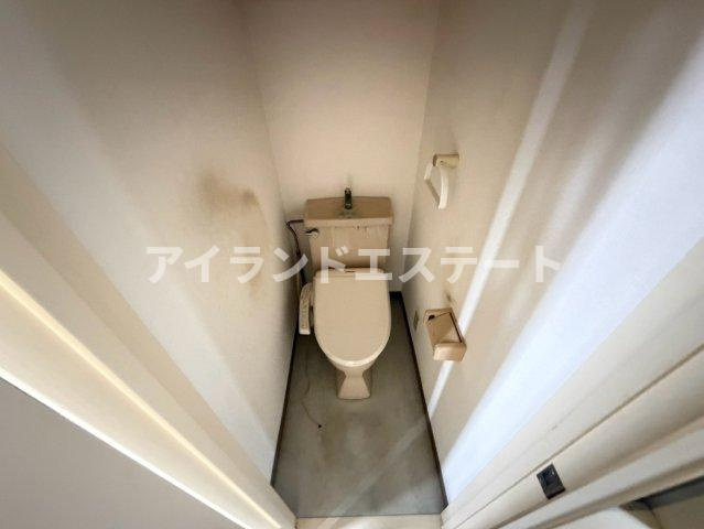 アヴェニール駒沢大学　駅近　バストイレ別　角部屋のトイレ