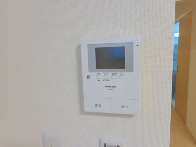 ビタローマの内装|カメラ付インターホン