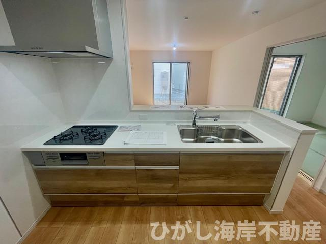 平塚市平塚３丁目　新築戸建　全15棟のキッチン|システムキッチン