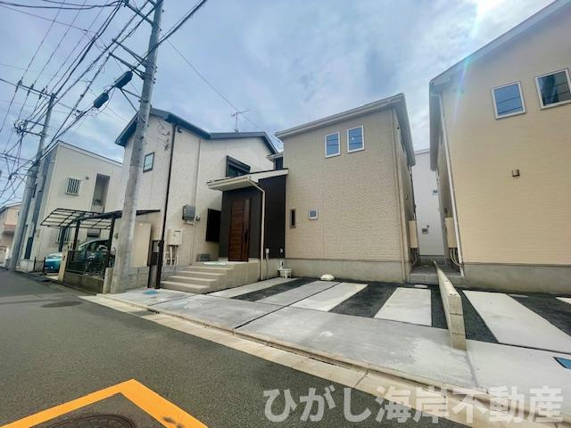 平塚市平塚３丁目　新築戸建　全15棟の前面道路含む現地写真|現地外観