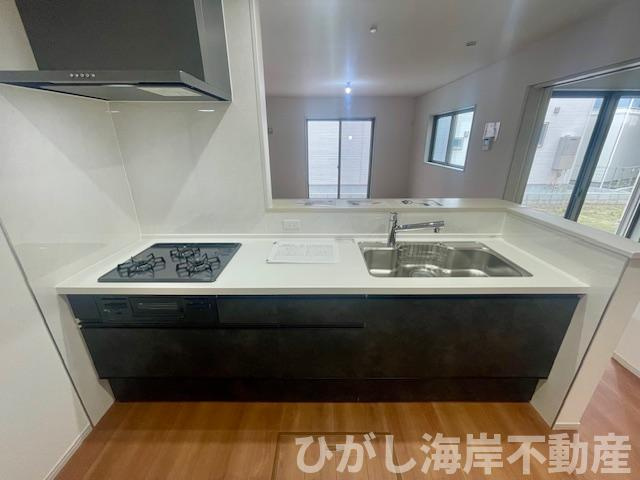 平塚市平塚３丁目　新築戸建　全15棟のキッチン|システムキッチン