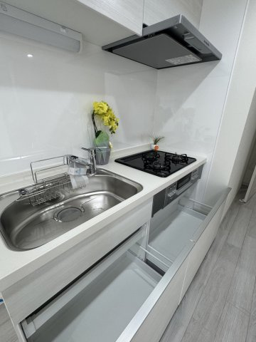 新宿ニューハウジングのキッチン|収納も充実