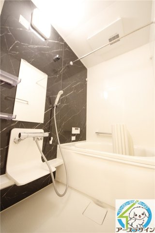 LaLa錦が丘の浴室