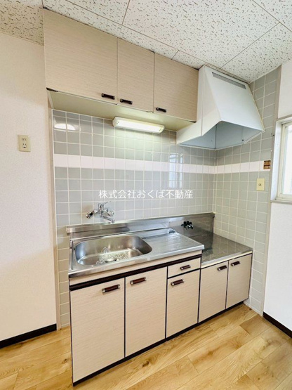 【キッチン】 | エルハイツイッセー | お料理しやすいキッチンです