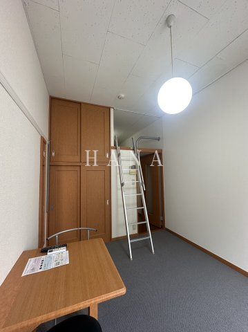 レオパレスエクレールの寝室