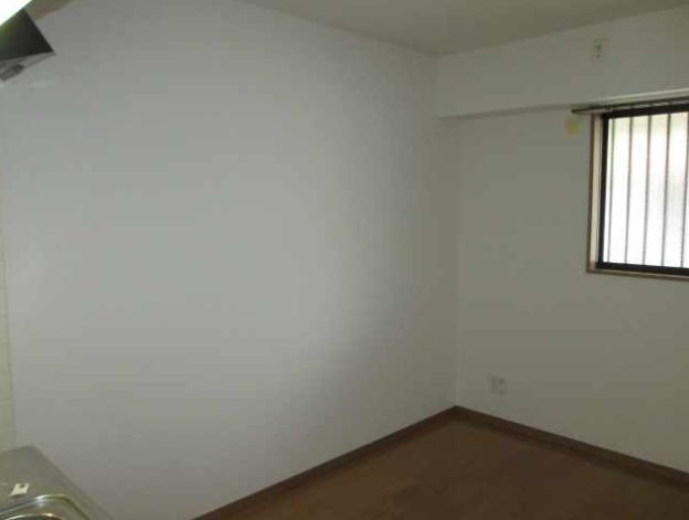 ＣＨＵＲＡ・ＳＵＮＨＥＩＭの居間・リビング|※別号室の参考写真です。