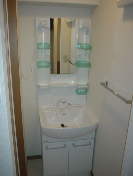 ＣＨＵＲＡ・ＳＵＮＨＥＩＭの独立洗面台|※別号室の参考写真です。