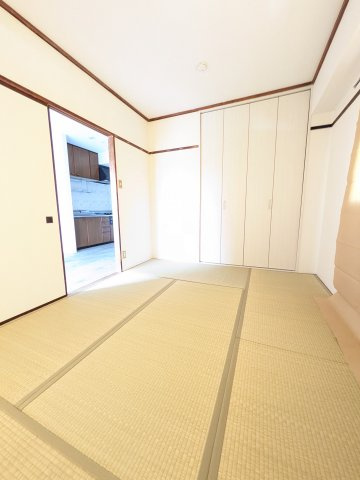 青山コーポAの和室