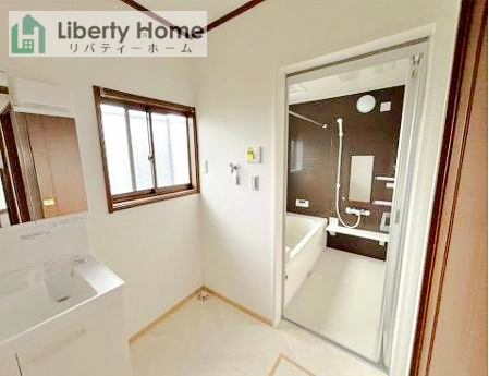 古河市諸川　中古戸建の脱衣所