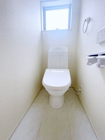 新築戸建・建売　本宮市岩根　Livele Garden　全12棟のトイレ