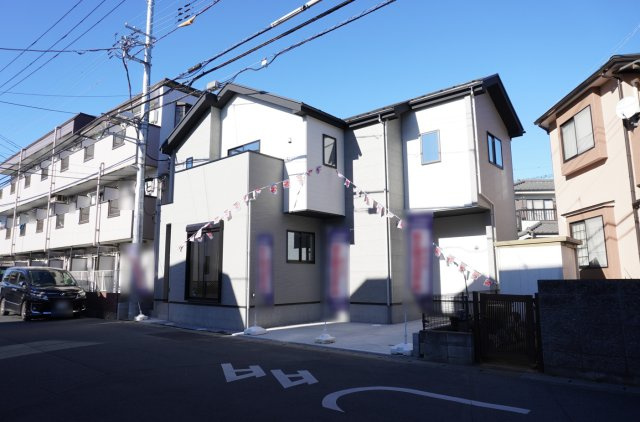 越谷市蒲生西町2丁目 新築分譲住宅の外観