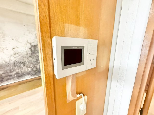 甲山グリーンハイツのセキュリティ|来客者を確認できるＴＶモニタ付インターホン!