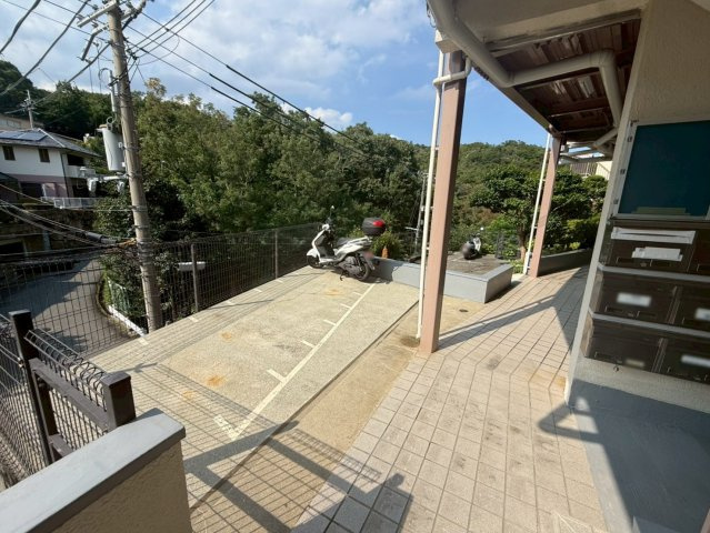 甲山グリーンハイツのその他|バイク・自転車置き場ございます！