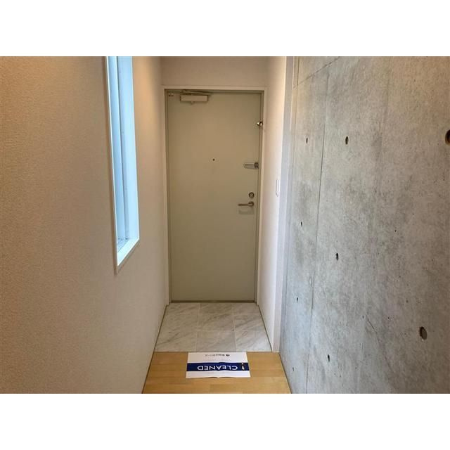 Ｔ’ｓ　ｇａｒｄｅｎ西小山の玄関