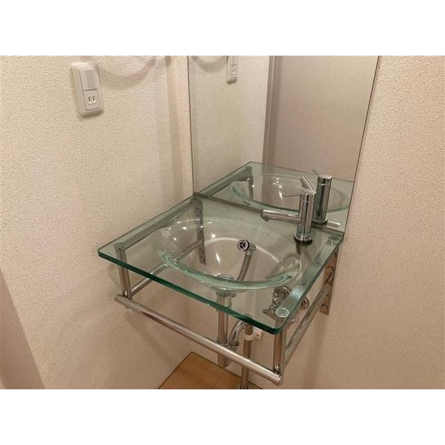 Ｔ’ｓ　ｇａｒｄｅｎ西小山の独立洗面台