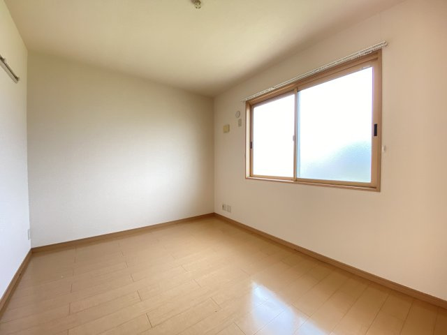 【寝室】 | Carinopensee