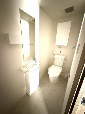  | パレスプラザエノモト | トイレとミニ洗面台（残置）