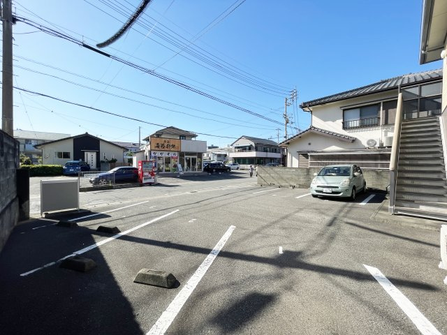 シャーメゾン　エトワールの駐車場