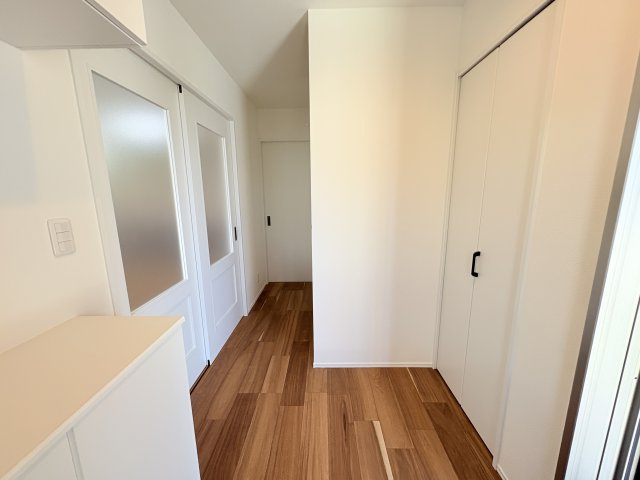 沖縄市美里６丁目２期-１１号棟の玄関