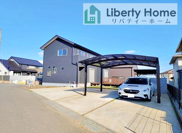 土浦市おおつ野７丁目　中古戸建の前面道路含む現地写真