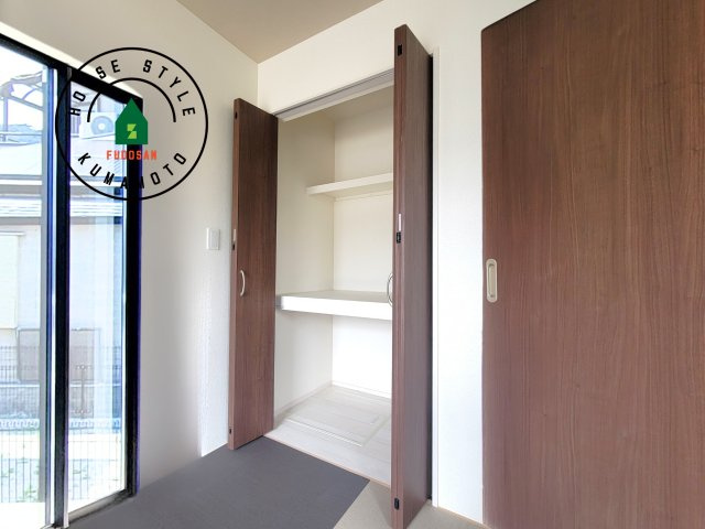 熊本市北区武蔵ケ丘2丁目第1-2棟（1号棟）の内観：施工例|収納には困りません。