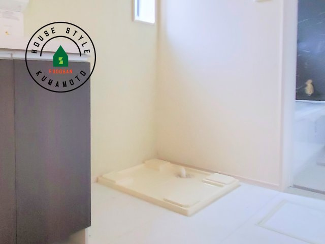 熊本市北区武蔵ケ丘2丁目第1-2棟（1号棟）の内観：施工例|ランドリースペースとなります。広々して有効的にご使用できます。 