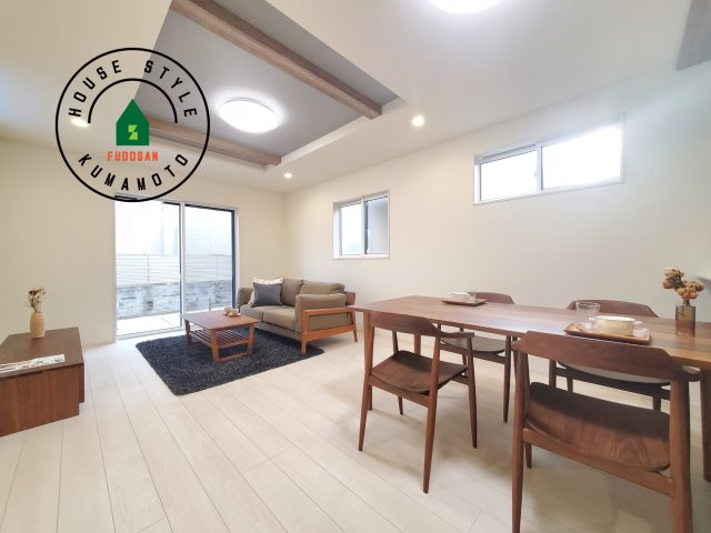 熊本市北区武蔵ケ丘2丁目第1-2棟（1号棟）の内観：施工例|多くの時間を過すことになるリビングだからこそ、いつも穏やかな空間・解放感が味わえ毎日が充実します。