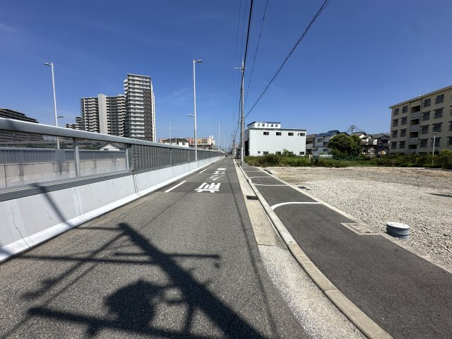堺市西区鳳南町３丁の前面道路含む現地写真