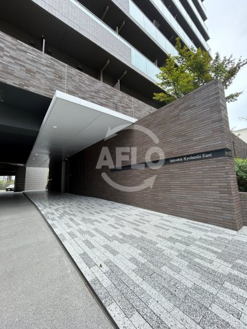 スプランディッド京橋EASTのエントランス|スプランディッド京橋EAST　エントランス