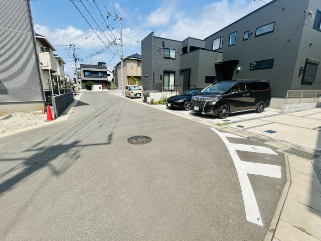 千葉市若葉区若松町の前面道路含む現地写真