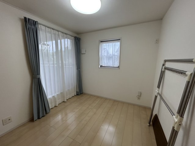 中畝10丁目中古の洋室