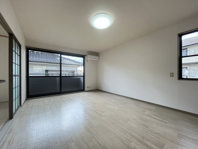 コート・デ・ボナールA棟の居間・リビング