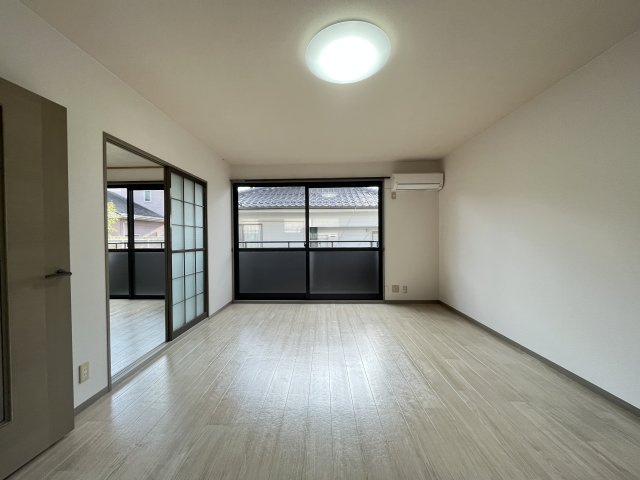 コート・デ・ボナールA棟の居間・リビング