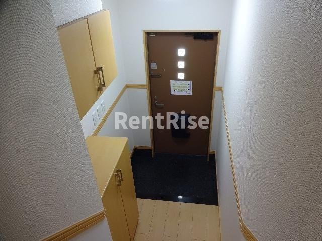 ガーデンツバキ（Ｇａｒｄｅｎ Ｔｓｕｂａｋｉ）の玄関|玄関