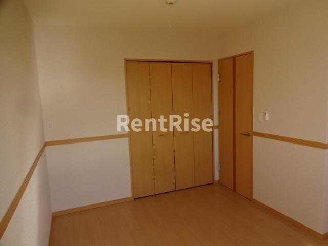 ガーデンツバキ（Ｇａｒｄｅｎ Ｔｓｕｂａｋｉ）の洋室|洋室