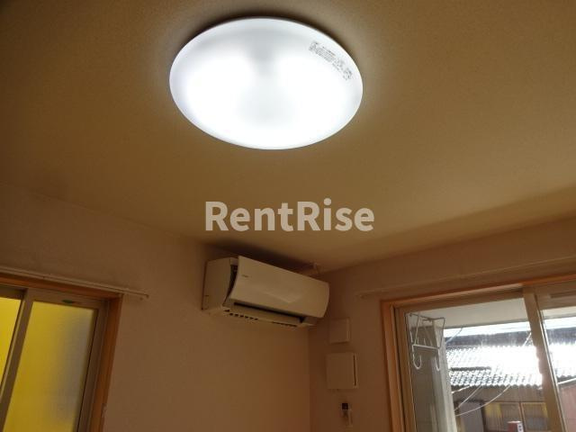 ガーデンツバキ（Ｇａｒｄｅｎ Ｔｓｕｂａｋｉ）の設備|エアコンと照明