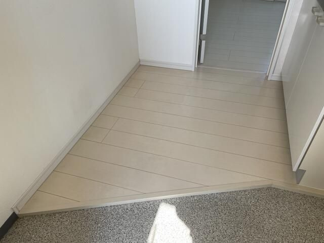 ビラビスタ津田沼の玄関