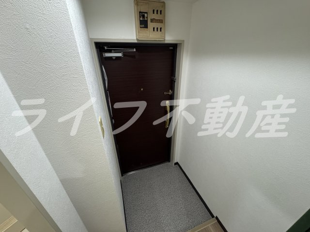 幸田マンション新深江の玄関|きれいな玄関です