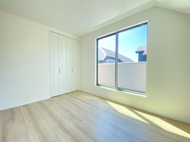 『八王子市新築戸建て』八王子市川口町2120-1【仲介手数料無料】　１７期の洋室|～仲介手数料無料☆八王子ひなた不動産～　八王子市川口町　新築戸建て