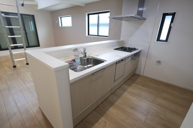 《仲介手数料無料》練馬区石神井町８丁目42-18(2号棟)新築一戸建てKEIAI Style