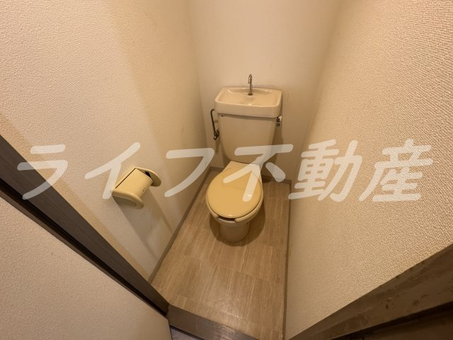 新深江ツリガミビルパートⅠのトイレ|清潔感のあるトイレです
