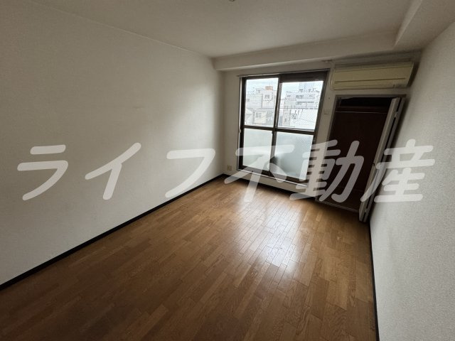 新深江ツリガミビルパートⅠの居間・リビング|居間です