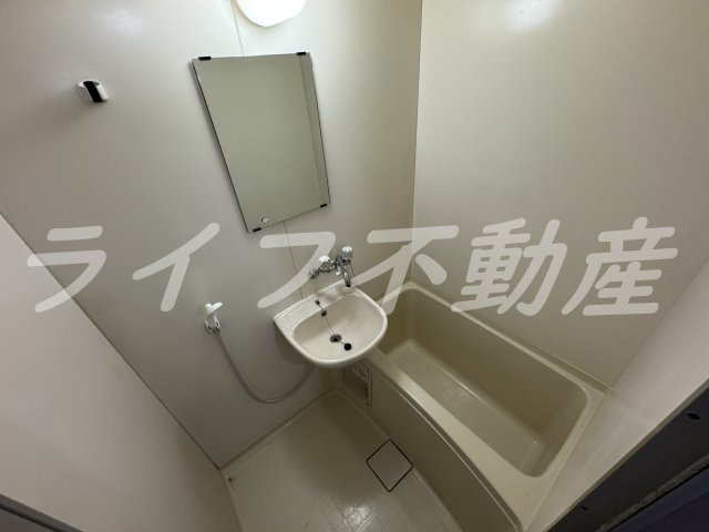 新深江ツリガミビルパートⅠの浴室|お風呂です