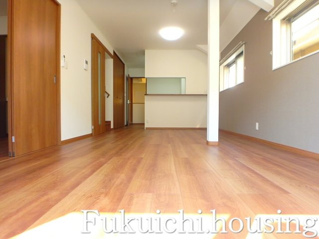 ステージクォリアップ経堂の居間・リビング