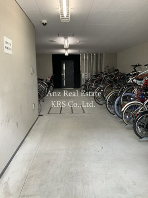 【その他】 | コンフォリア阿波座 | 屋内駐輪場です！雨風から自転車を守ります！