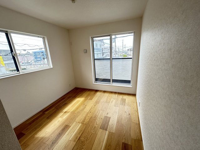 神戸市西区北別府5丁目新築戸建　2号地の洋室