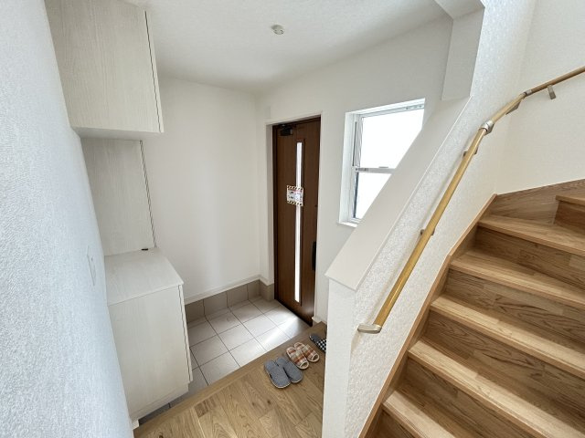 神戸市西区北別府5丁目新築戸建　2号地の玄関