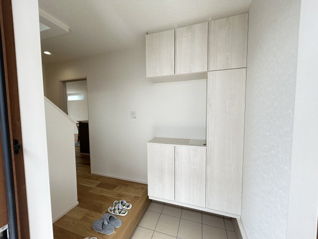 神戸市西区北別府5丁目新築戸建　2号地の玄関