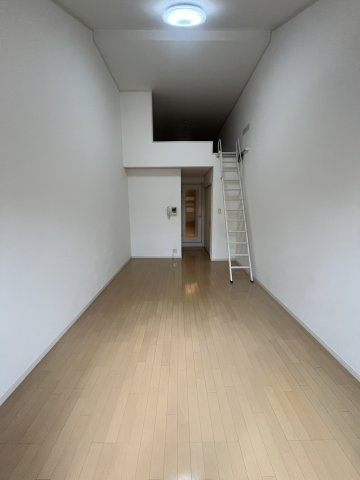 スマイルⅡ番館の居間・リビング