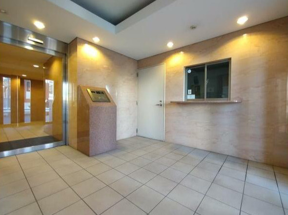 リクレイシア菊川のロビー|オートロック